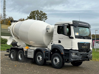 Truk pengaduk beton MAN TGS 41.440