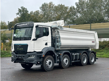 Truk jungkit MAN TGS 41.440