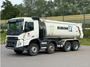 Truk jungkit VOLVO FMX 430