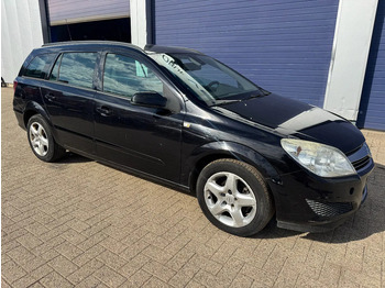 Mobil OPEL