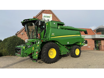 Pemanen gabungan JOHN DEERE T660