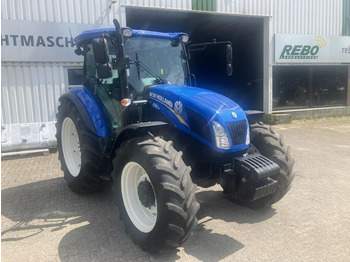 Traktor NEW HOLLAND TD5