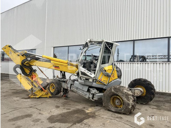 Spider excavator MENZI MUCK