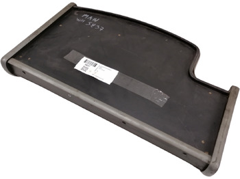 Bagian universal MAN