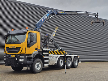Hook lift IVECO Trakker