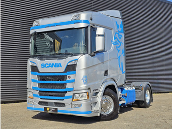 Tractor head SCANIA R 450