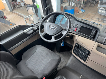 Truk dengan terpal samping MAN 18.290 4X2 Koffer / Plane Top Zustand 8,30 Meter: gambar 5 Truk dengan terpal samping MAN 18.290 4X2 Koffer / Plane Top Zustand 8,30 Meter: gambar 5