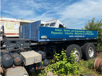 Truk flatbed