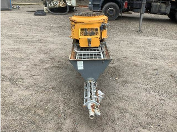 Truk pompa beton PUTZMEISTER