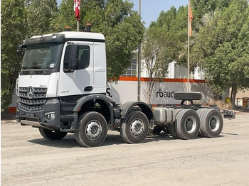 Truk sasis MERCEDES-BENZ Arocs