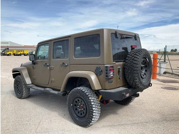 Mobil Jeep Wrangler JK Command: gambar 3 Mobil Jeep Wrangler JK Command: gambar 3