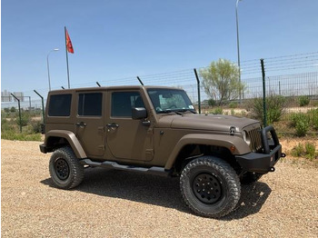 Mobil Jeep Wrangler JK Command: gambar 4