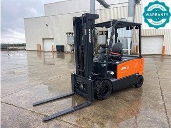 Forklift listrik DOOSAN