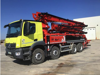 Truk pompa beton MERCEDES-BENZ Arocs 4143