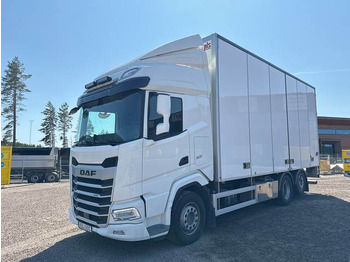 Truk box DAF XF 530