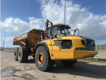 Tempat sampah artikulasi Volvo A60H: gambar 5 Tempat sampah artikulasi Volvo A60H: gambar 5