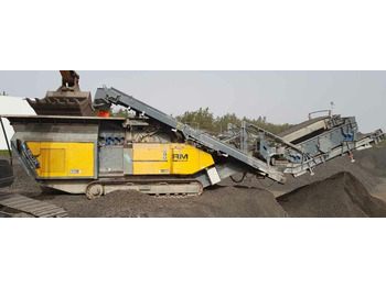 Tanaman penghancur mobil RUBBLE MASTER