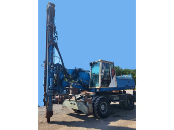 Sopir tumpukan SENNEBOGEN