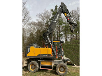 Ekskavator roda VOLVO EW180