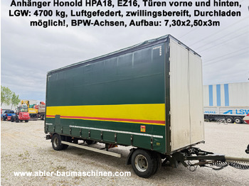 Trailer dengan terpal samping