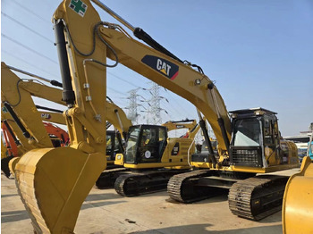 Ekskavator perayap CATERPILLAR 330D2L