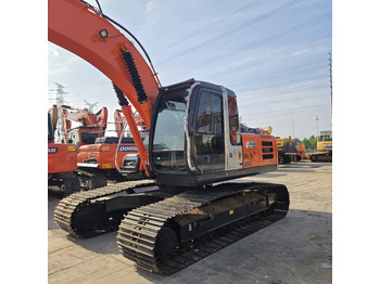 Ekskavator HITACHI ZX210