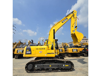 Ekskavator KOMATSU PC200-8