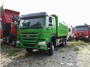 Truk jungkit SINOTRUK HOWO