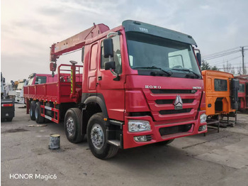 Derek bergerak Sinotruk HOWO 8*4 Mobile crane: gambar 2