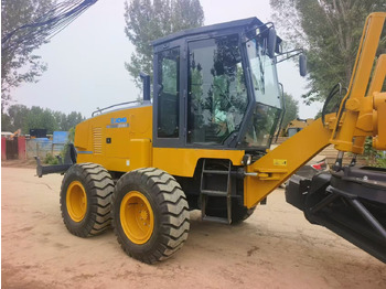 Grader XCMG GR1803: gambar 2 Grader XCMG GR1803: gambar 2
