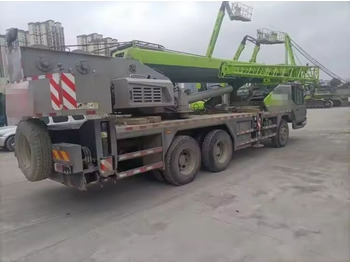 Derek bergerak Zoomlion ZTC250-1: gambar 2