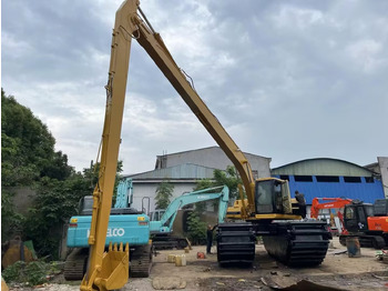 Ekskavator amfibi CATERPILLAR 320CL