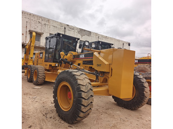 Grader CATERPILLAR 140H