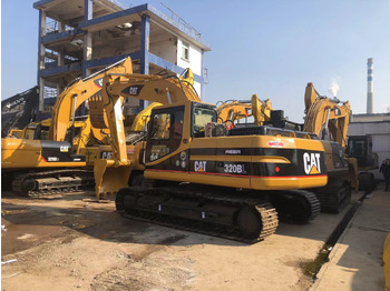 Ekskavator perayap CATERPILLAR 320CL
