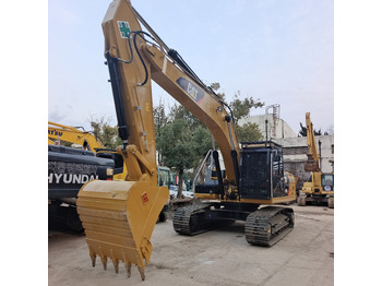 Ekskavator perayap CATERPILLAR 330D2L