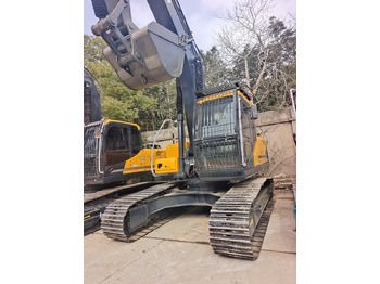 Ekskavator perayap HYUNDAI