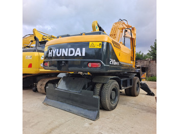 Ekskavator roda HYUNDAI