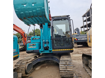 Ekskavator perayap KOBELCO SK140: gambar 3