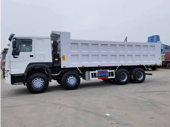 Truk jungkit SINOTRUK HOWO