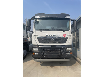 Tractor head SINOTRUK HOWO