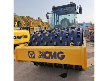 Roller jalan XCMG XS223J