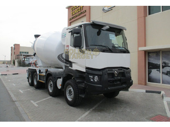 Truk pengaduk beton RENAULT