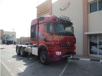 Truk MERCEDES-BENZ Arocs 3363