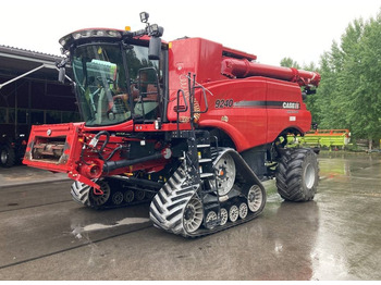Pemanen gabungan CASE IH