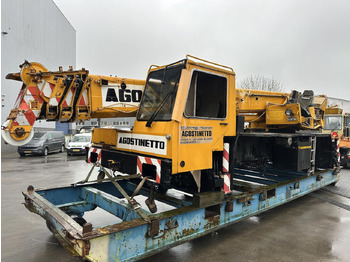 Derek bergerak LIEBHERR LTM 1025