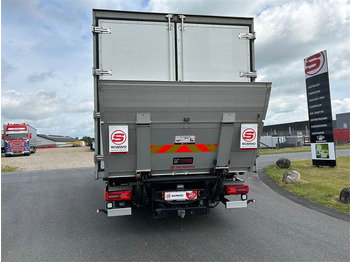 Truk box MAN TGL 8-220 4x2 BL incl. 2 stk veksellad: gambar 4