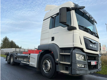 Pengangkut kontainer/ Container truck MAN TGS 26.440