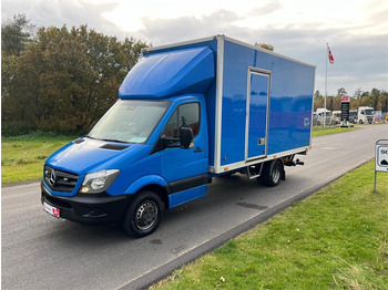 Truk box MERCEDES-BENZ Sprinter 516