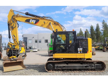 Ekskavator perayap CATERPILLAR 325FL