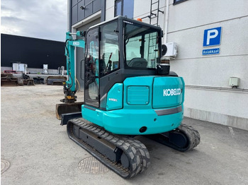 Ekskavator mini Kobelco SK45SRX-6 Pyörittäjä pihdeillä: gambar 3